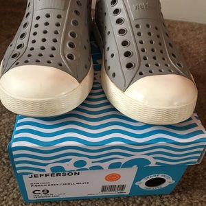 Boys native sneakers